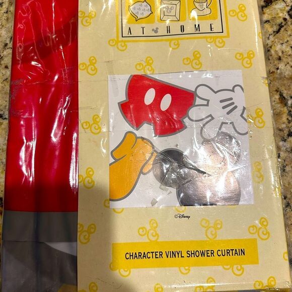 NIP Disney at Home Mickey Mouse Shower Curtain - Picture 1 of 3